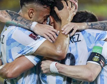 Gol de Julián Álvarez y memes por LA ARAÑA QUE PICA