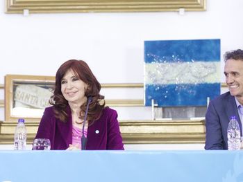 Cristina Kirchner destacó a los funcionarios que sí funcionan