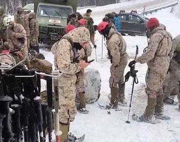 La Armada reconoció que un grupo de marines de los EEUU realizan maniobras en Tierra del Fuego