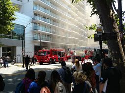 Incendio edificio de Palermo Incendio edificio de Palermo