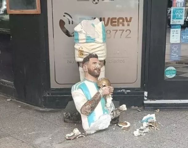 Inconcebible: vandalizaron una estatua de Lionel Messi en Mar del Plata