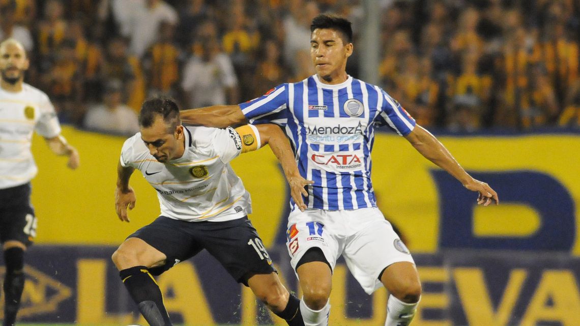 Con lo justo, Rosario Central superó a Godoy Cruz en el debut