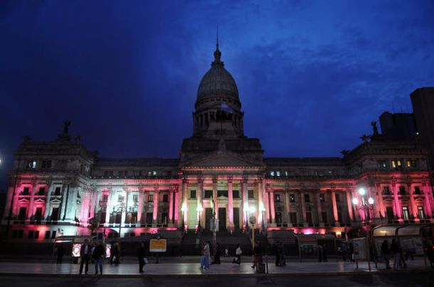 Congreso_iluminado_D_Luna