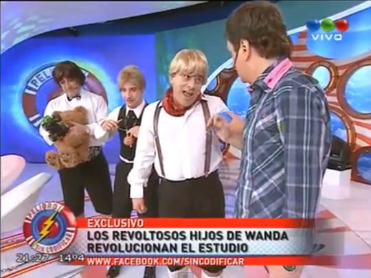 Imperdible Imitacion De Los Hijos De Wanda Nara En Sin Codificar