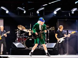 la fotografa de ac/dc, deslumbrada ante el publico argentino: nunca senti tanta intensidad la fotografa de ac/dc, deslumbrada ante el publico argentino: nunca senti tanta intensidad