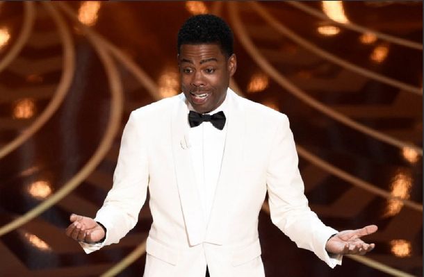 Chris Rock abrió los Oscar burlándose de las protestas por racismo