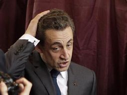 Allanaron el domicilio de Nicolás Sarkozy por un escándalo de corrupción
