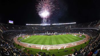 argentina vs. venezuela: el himno cantado por ulises bueno argentina vs. venezuela: el himno cantado por ulises bueno