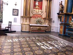 Procesaron a cinco alumnos del Nacional Buenos Aires por los daños en un templo