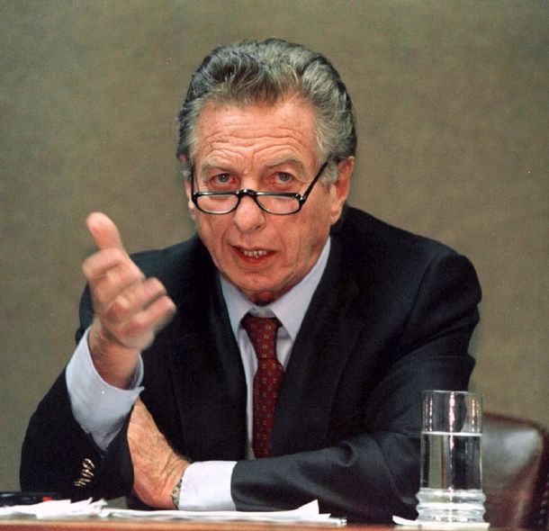 Si la declaración de Franco Macri es real sería investigado por lavado