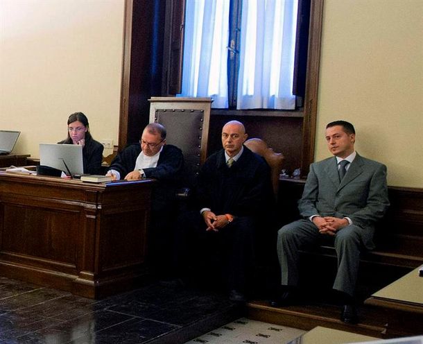 Hallan documentos íntimos del Papa en la casa del ex mayordomo