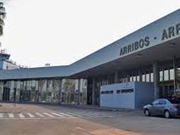El viejo Aeropuerto de Carrasco esta en desuso desde hace 15 años. El viejo Aeropuerto de Carrasco esta en desuso desde hace 15 años.