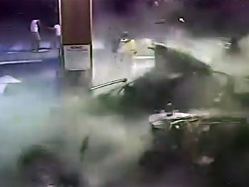 Tremenda explosión de un auto mientras cargaba gas en Salta