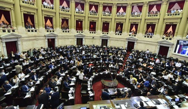 Deuda externa: Diputados trata este miércoles la Ley de Sostenibilidad, que fortalece a Guzmán para renegociar la deuda externa