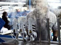 Cerró la planta que producía para Adidas en Chivilcoy: 397 despedidos
