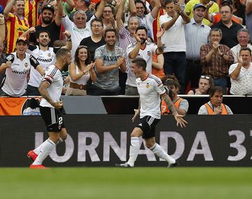 Un defensor de la Selección se anotó en el triunfo del Valencia