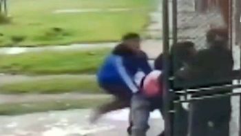 brutal ataque en manada en la plata: fue a visitar a un amigo, lo apunalaron y debieron amputarle una pierna brutal ataque en manada en la plata: fue a visitar a un amigo, lo apunalaron y debieron amputarle una pierna