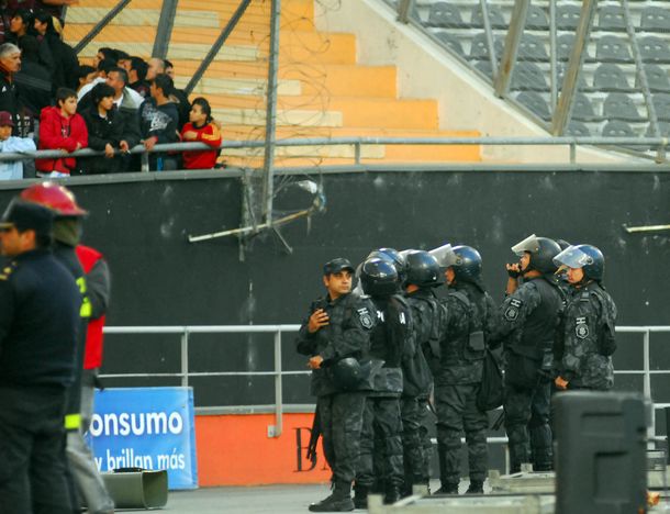 De forma provisoria, vuelve el público visitante al fútbol local