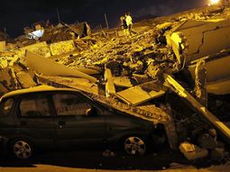 Chile: murió una beba tras pasar varios días a la intemperie a raíz del terremoto
