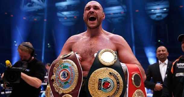 El británico es campeón del Consejo y la Asociación de Boxeo