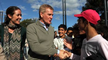 la mujer de de narvaez se suma a la campana opositora la mujer de de narvaez se suma a la campana opositora