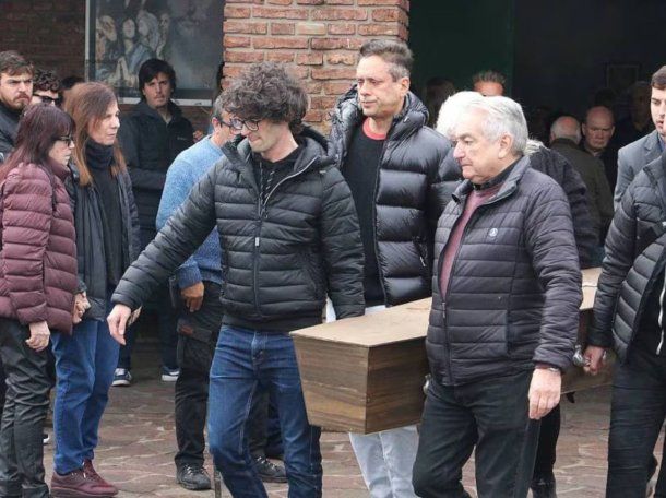 El último adiós a Ángel Mahler: el dolor de familiares y amigos