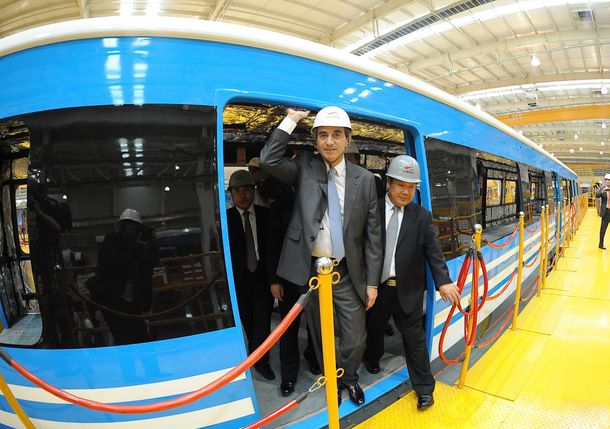 Apuran la llegada de los trenes 0 Km comprados en China