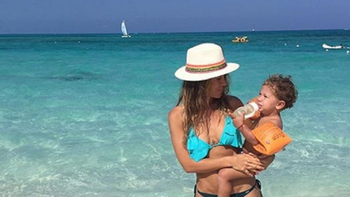 las vacaciones de jimena baron en la playa junto a su hijo las vacaciones de jimena baron en la playa junto a su hijo