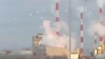 mira la plaga de ovnis que aterroriza a japon mira la plaga de ovnis que aterroriza a japon