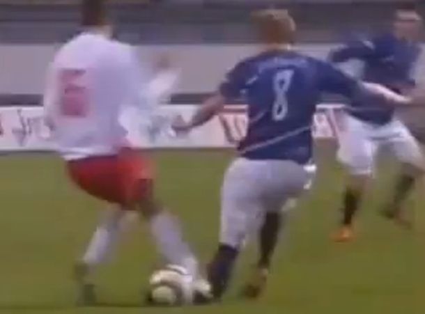 La lesión más impresionante en Bosnia: se rompió la tibia