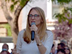 Pensé que ya había terminado el año, dijo la diputada que faltó a la sesión porque estaba en Disney