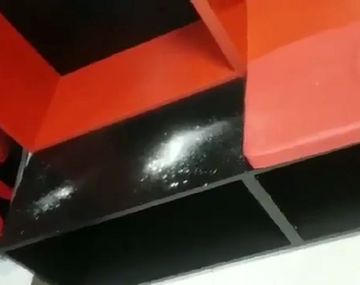 Esta sustancia es lo que encontraron en el vestuario del estadio de Newells