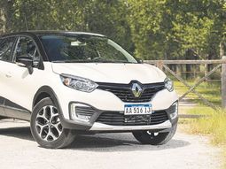 Renault lanzó en la Argentina al Captur. Renault lanzó en la Argentina al Captur.