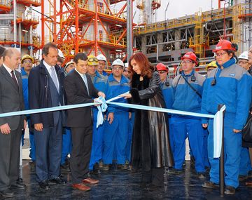 La Presidente inaugurará exploración petrolera