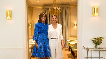 los looks de juliana awada y michelle obama: ¿cual te gusto mas? los looks de juliana awada y michelle obama: ¿cual te gusto mas?