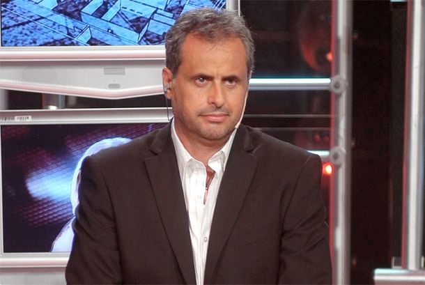 Rial denunció que intentaron sobrepasarse con sus hijas