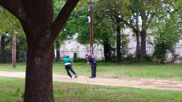 Podrían condenar a muerte al policía que mató a un hombre negro desarmado
