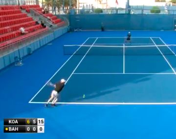 Escándalo en Doha: el peor tenista de la historia y un partido repleto de sospechas