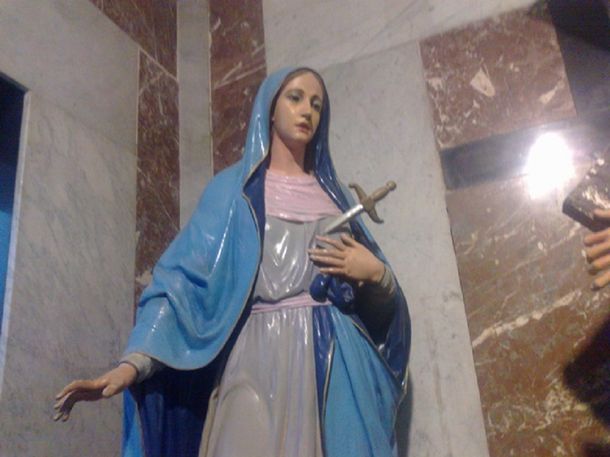 Conmoción en San Luis por el milagro de una Virgen que llora