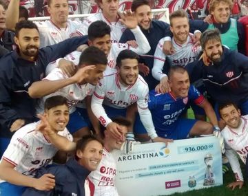 Unión venció a Estudiantes y está en cuartos