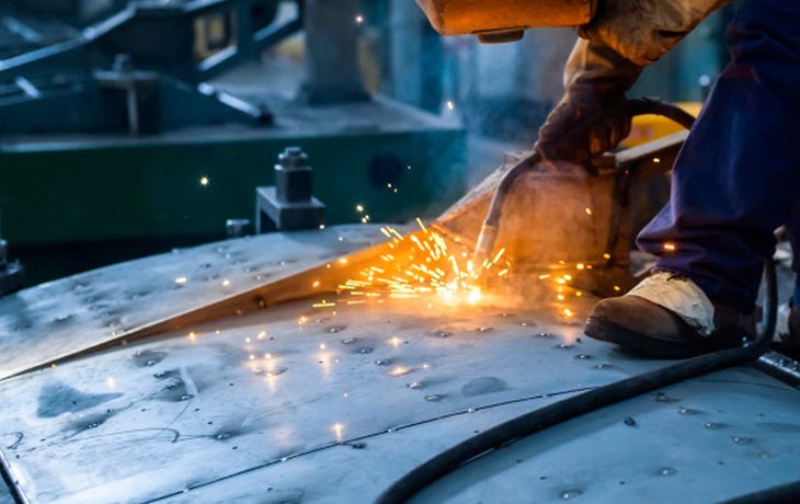 La industria y la construcción volvieron a crecer en enero y ratifican su recuperación