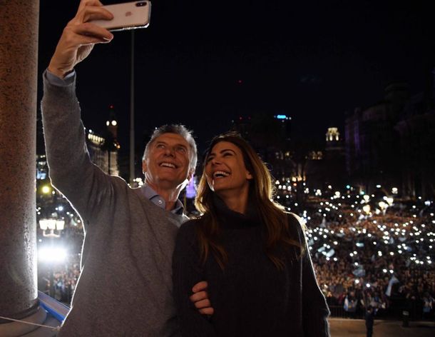 Macri encabeza en Belgrano la primera de las 30 marchas que hará antes de las elecciones