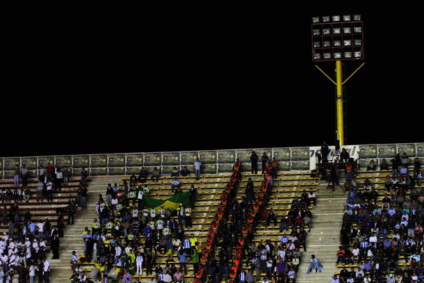Papelón: Argentina-Brasil se suspendió por falta de luz