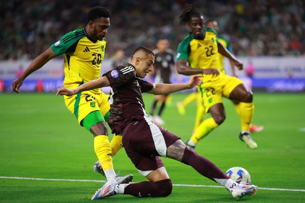 México se impuso por 1-0 ante Jamaica en su debut en la Copa América