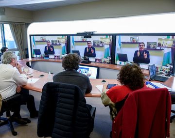 Reunión clave de Alberto con gobernadores para definir la fecha de inicio de la vacunación