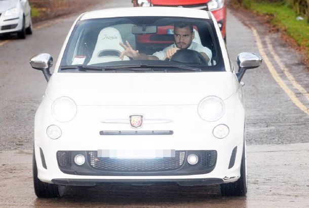 En Inglaterra se sorprenden por el vehículo del arquero