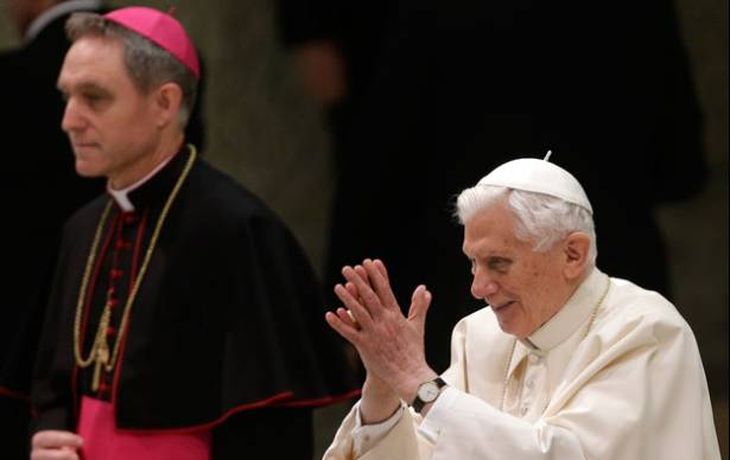 El Papa dijo que renunció por el bien de la Iglesia