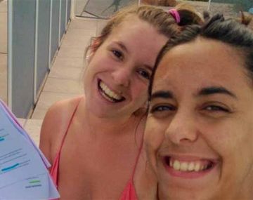 Afirman que las chicas estaban con dos hombres la noche del crimen