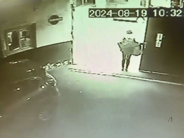 Captura de video del momento del violento episodio.