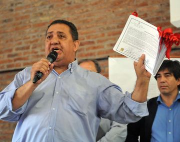Indagatoria para DElía por discriminar a Schoklender